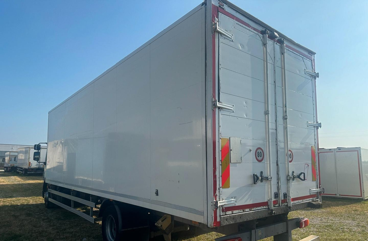 DAF LF 55.220 FURGONE 8 MT. - Camion furgon: Foto 4 DAF LF 55.220 FURGONE 8 MT. - Camion furgon: Foto 4