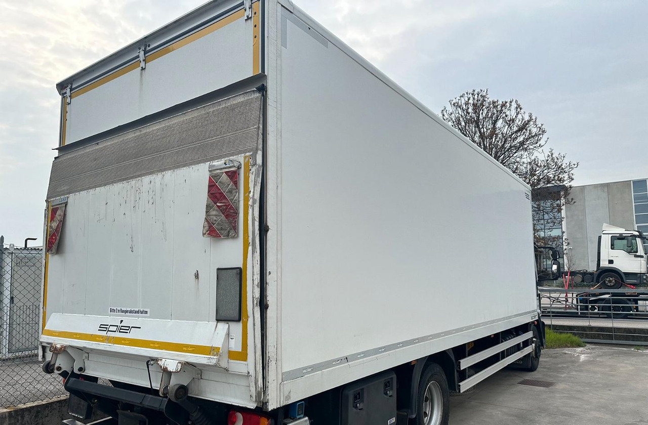 Iveco 140e28 furgone sponda euro 6 - Camion furgon: Foto 3 Iveco 140e28 furgone sponda euro 6 - Camion furgon: Foto 3