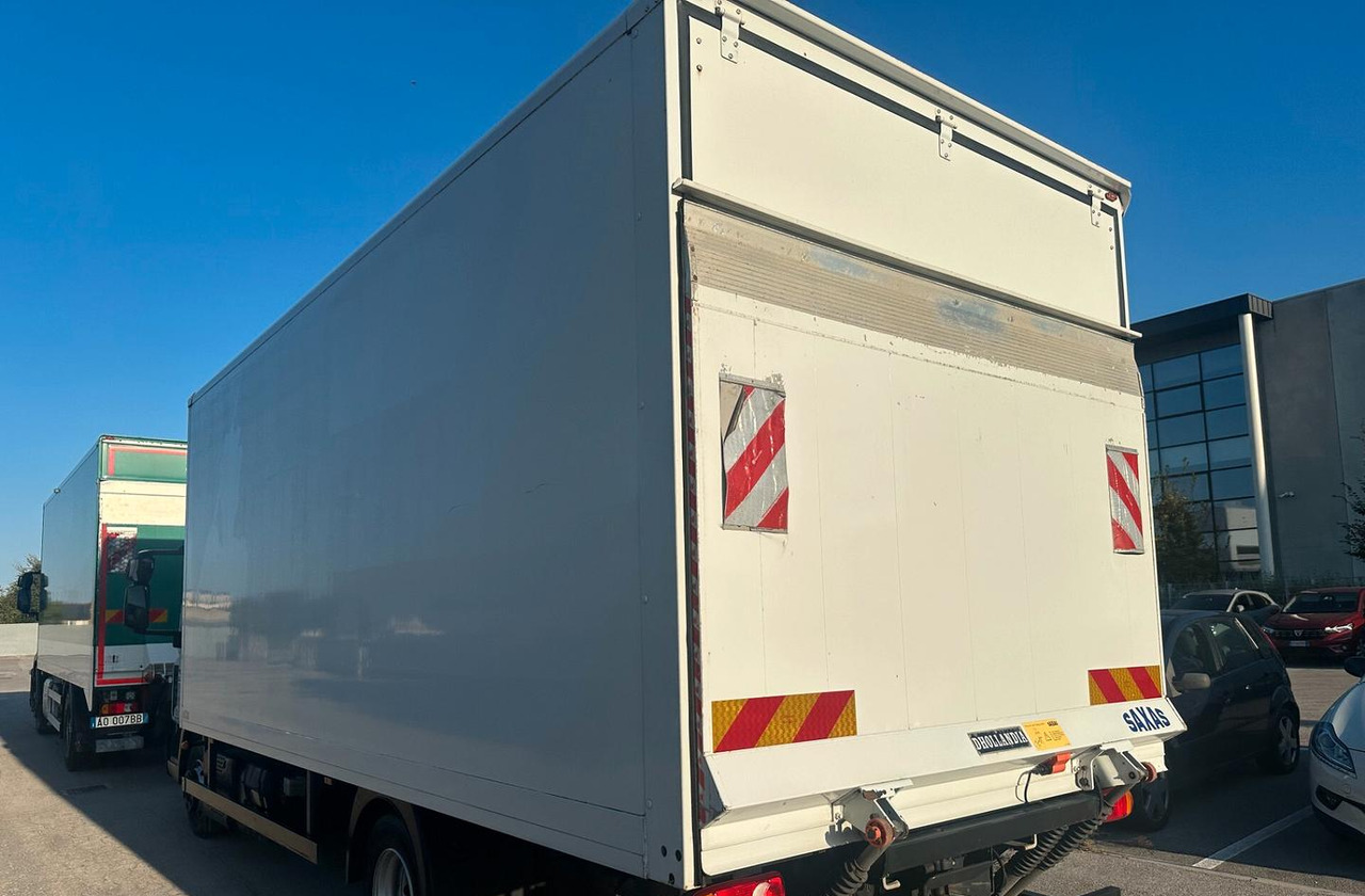 Iveco 80E19 P euro 6 furgone sponda - Camion furgon: Foto 3 Iveco 80E19 P euro 6 furgone sponda - Camion furgon: Foto 3