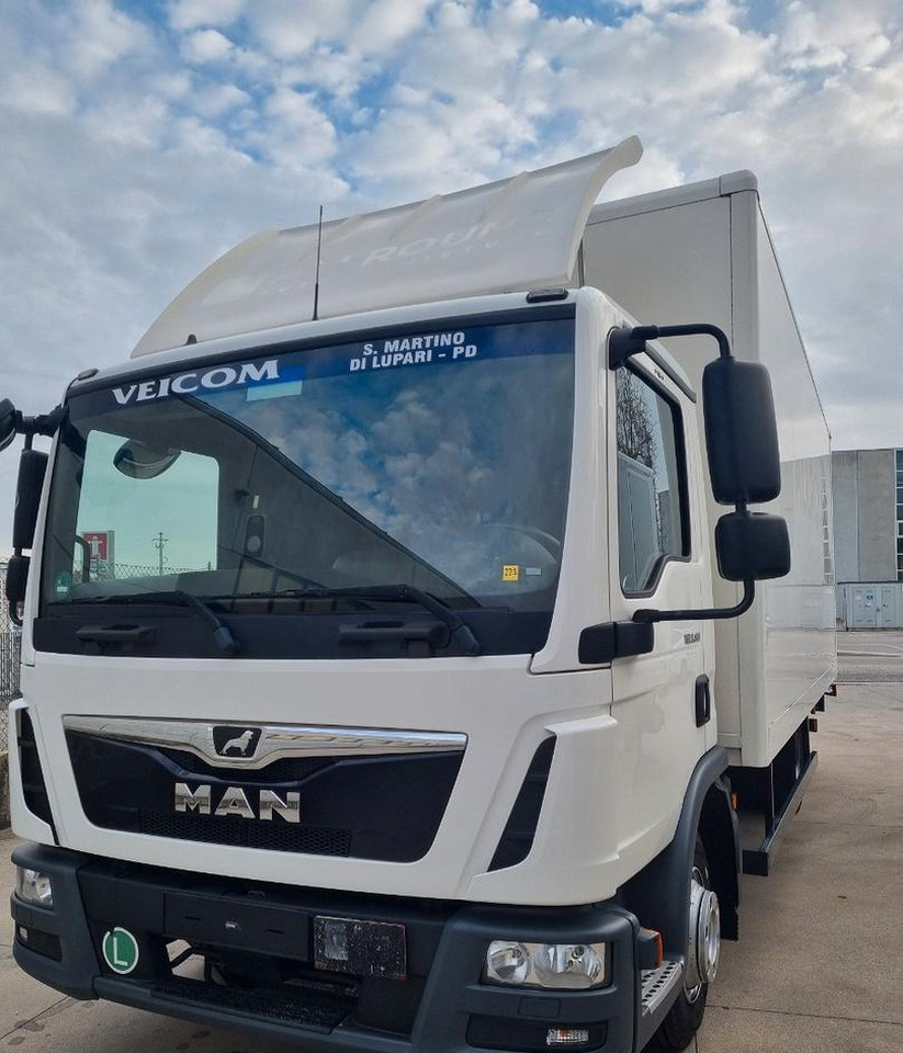 Man 8.190 furgone e sponda euro 6 - Camion furgon: Foto 1 Man 8.190 furgone e sponda euro 6 - Camion furgon: Foto 1