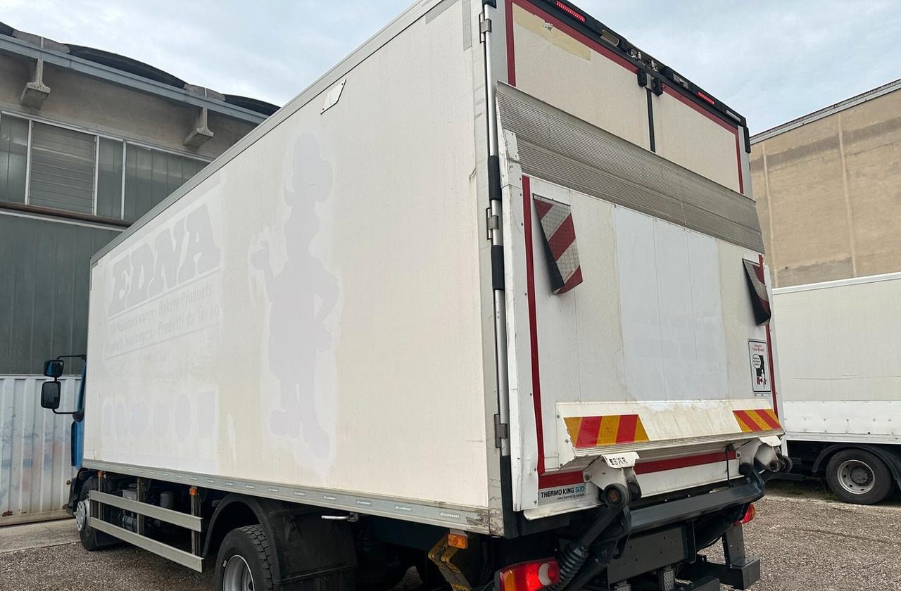 Renault Trucks - Camion frigider: Foto 5 Renault Trucks - Camion frigider: Foto 5