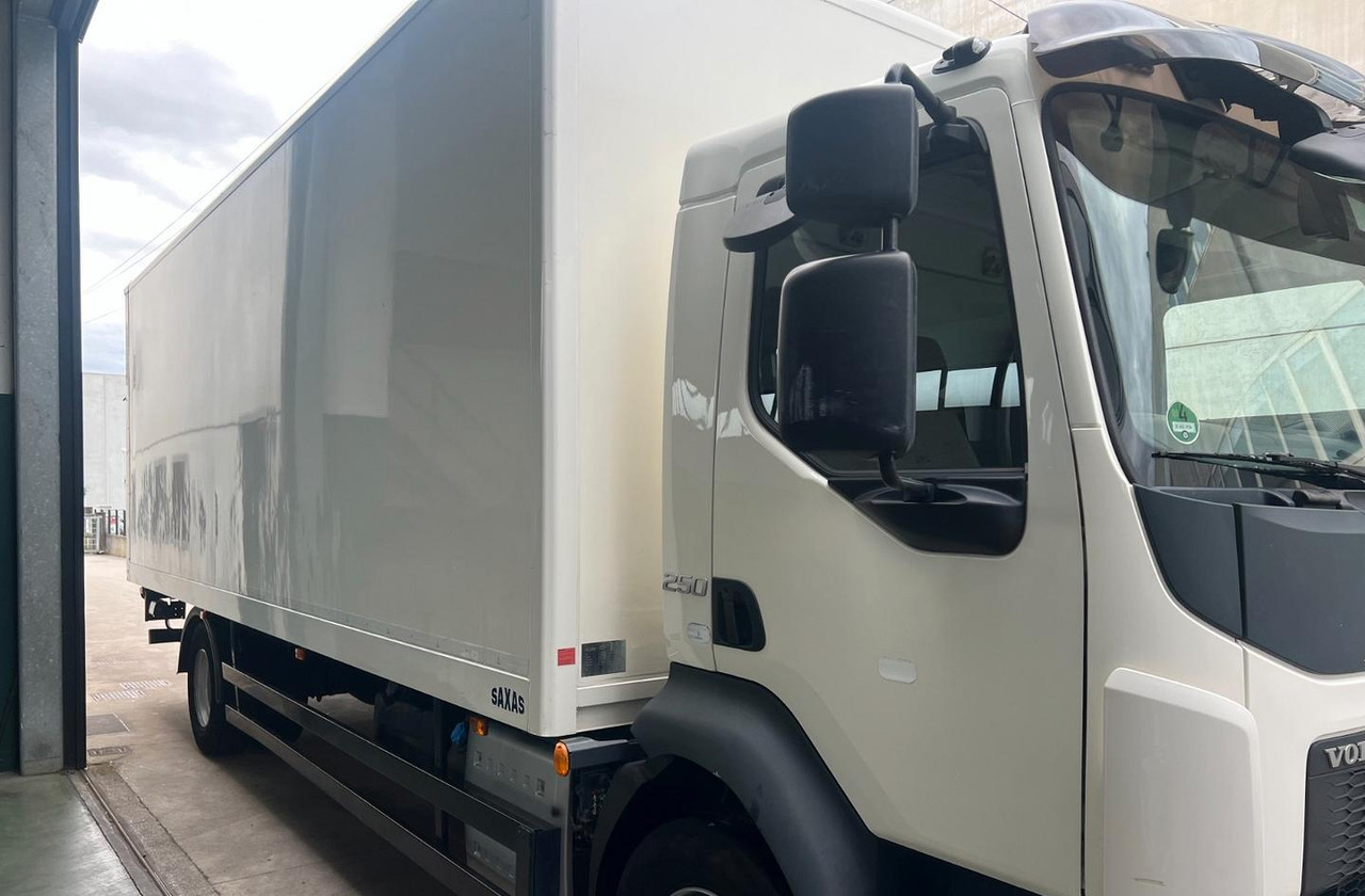VOLVO FL 250 euro 6 sponda - Camion furgon: Foto 5 VOLVO FL 250 euro 6 sponda - Camion furgon: Foto 5