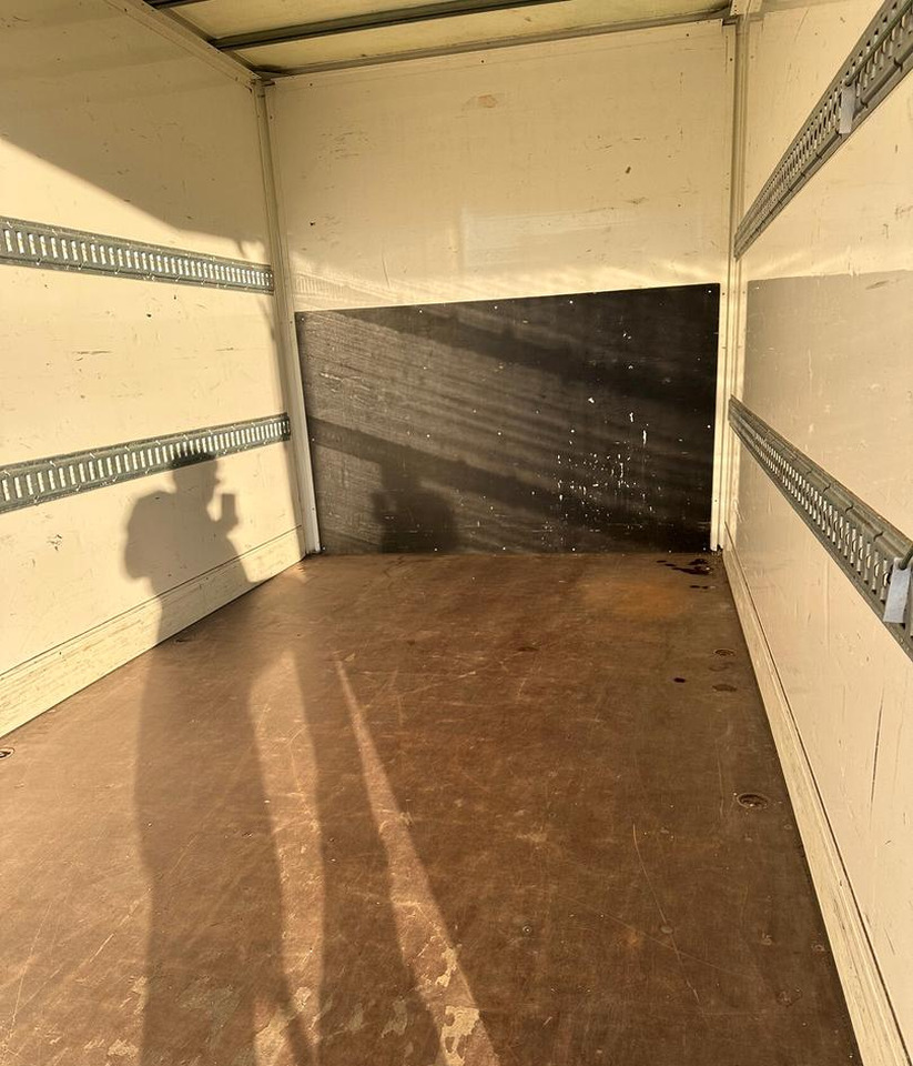 Volkswagen - Autoutilitară box: Foto 5 Volkswagen - Autoutilitară box: Foto 5