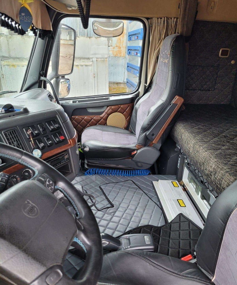 Volvo FH13 - Cap tractor: Foto 4 Volvo FH13 - Cap tractor: Foto 4