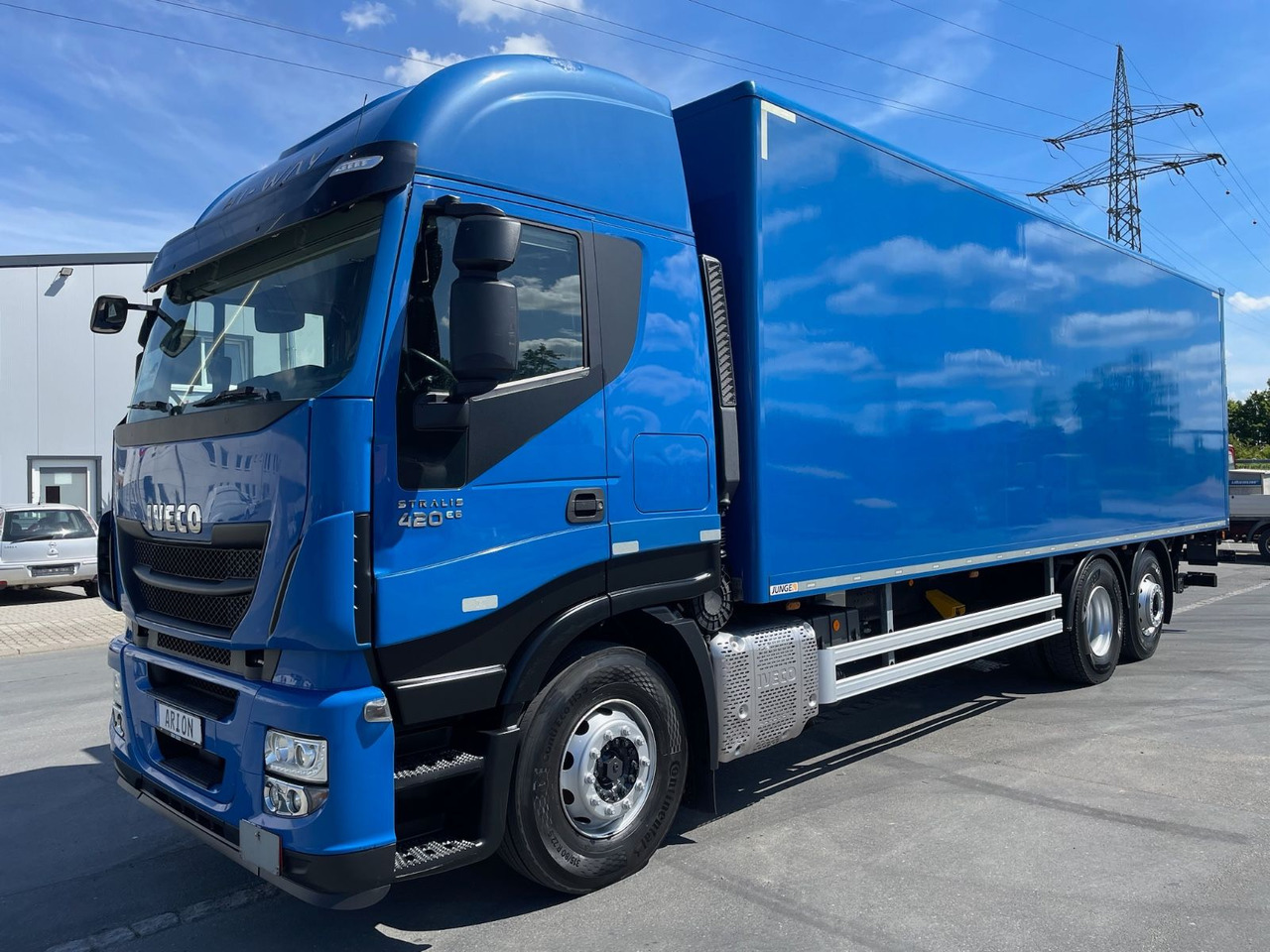 Iveco Stralis 420 Koffer/Thermoisoliert/LBW/NLA/AC/EU6 - Camion furgon: Foto 3 Iveco Stralis 420 Koffer/Thermoisoliert/LBW/NLA/AC/EU6 - Camion furgon: Foto 3