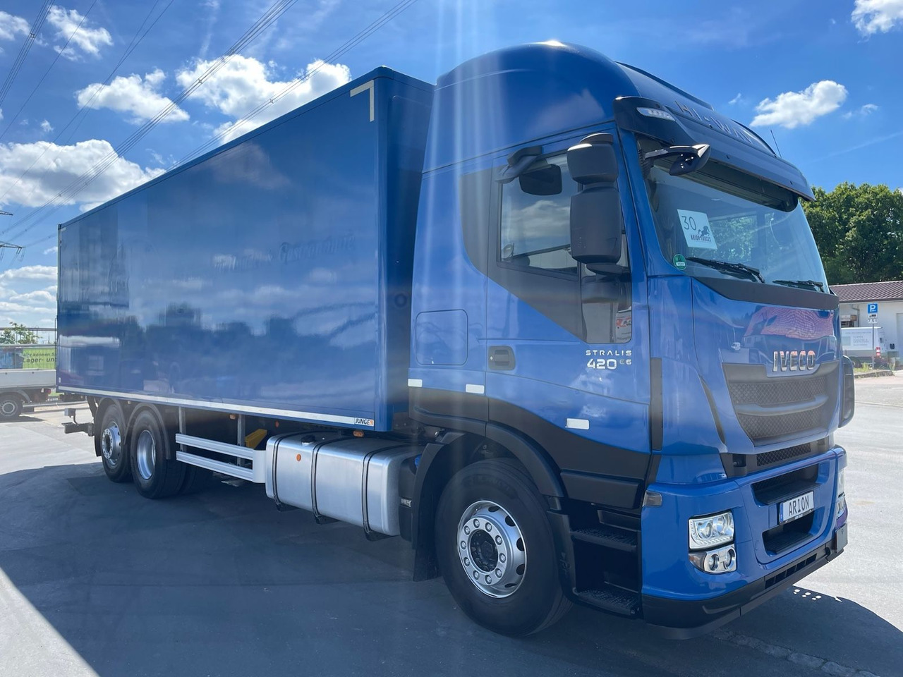 Iveco Stralis 420 Koffer/Thermoisoliert/LBW/NLA/AC/EU6 - Camion furgon: Foto 1 Iveco Stralis 420 Koffer/Thermoisoliert/LBW/NLA/AC/EU6 - Camion furgon: Foto 1