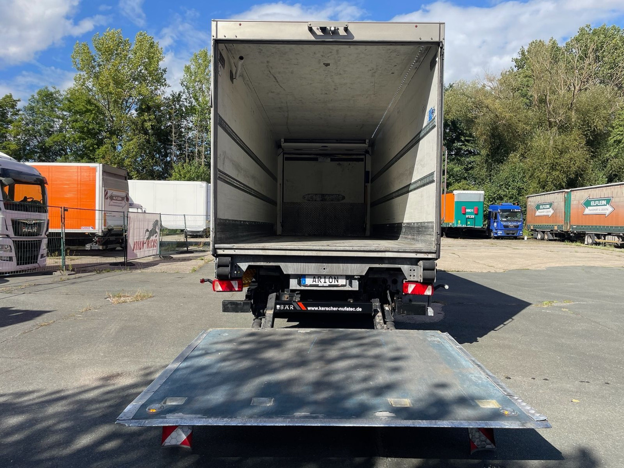 KERSCHER ZAA18 Kühlkoffer/CARRIER/SUPRA900U/LBW - Remorcă frigider: Foto 4 KERSCHER ZAA18 Kühlkoffer/CARRIER/SUPRA900U/LBW - Remorcă frigider: Foto 4