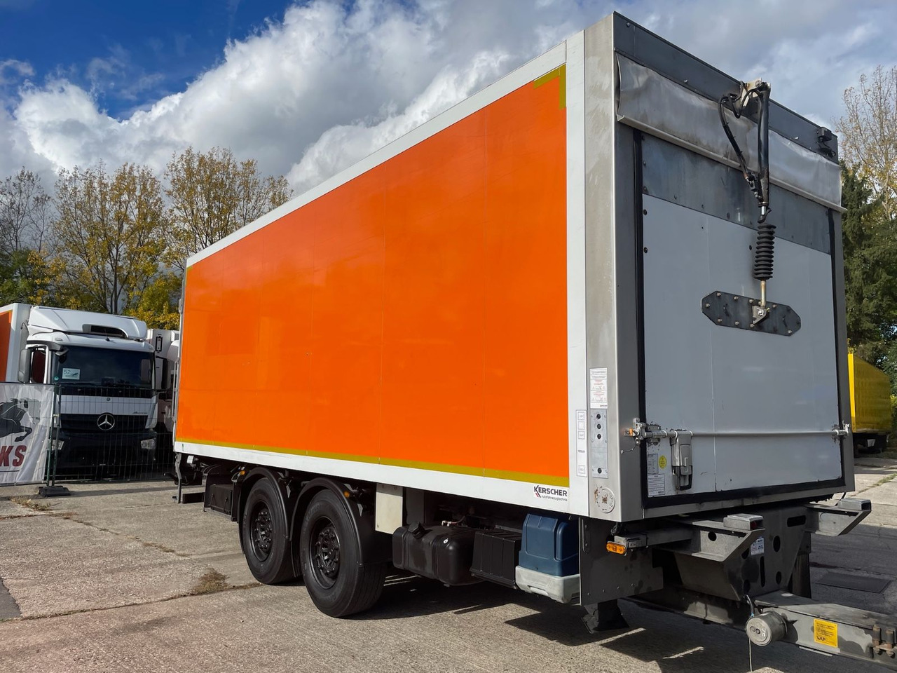 KERSCHER ZAA18 Kühlkoffer/CARRIER/SUPRA900U/LBW - Remorcă frigider: Foto 1 KERSCHER ZAA18 Kühlkoffer/CARRIER/SUPRA900U/LBW - Remorcă frigider: Foto 1