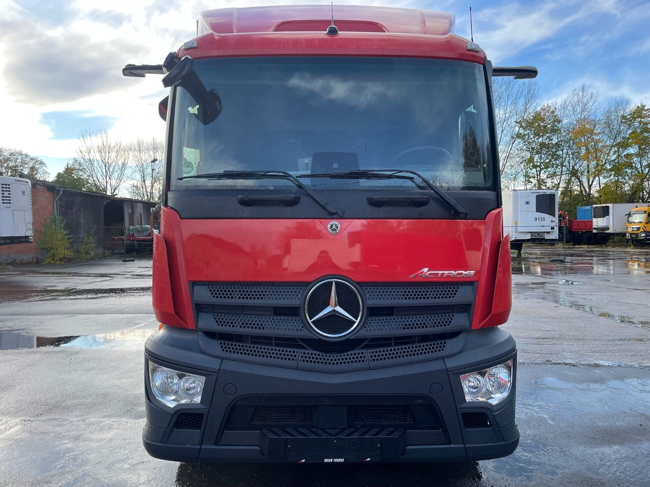 Mercedes-Benz Actros 2543 6x2 Kühlkoffer/CARRIER/KERSCHER/EU6d - Camion frigider: Foto 2 Mercedes-Benz Actros 2543 6x2 Kühlkoffer/CARRIER/KERSCHER/EU6d - Camion frigider: Foto 2