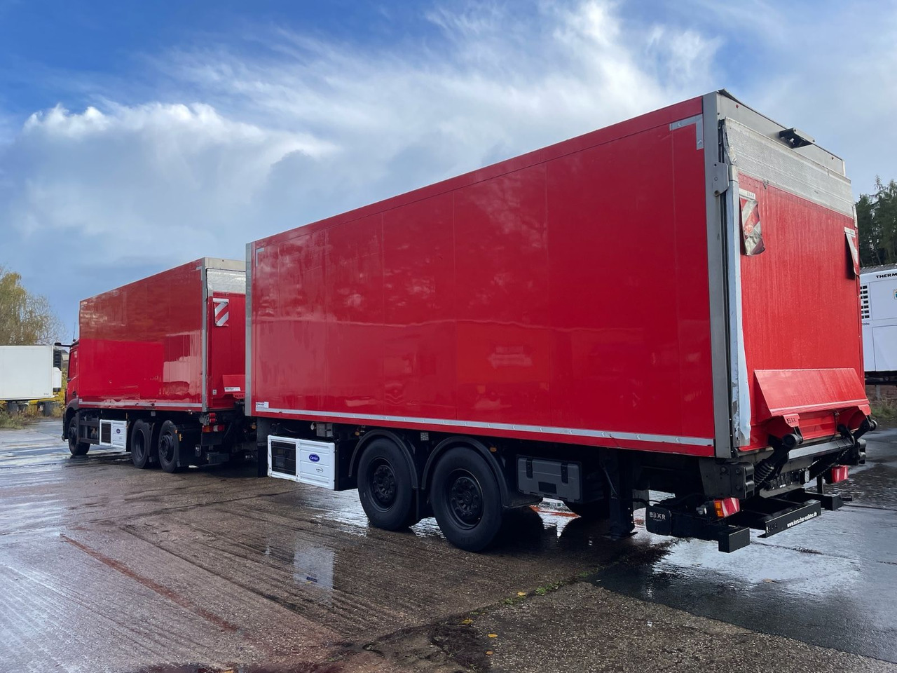 Mercedes-Benz Actros 2543 6x2 Kühlkoffer/CARRIER/KERSCHER/EU6d - Camion frigider: Foto 4 Mercedes-Benz Actros 2543 6x2 Kühlkoffer/CARRIER/KERSCHER/EU6d - Camion frigider: Foto 4