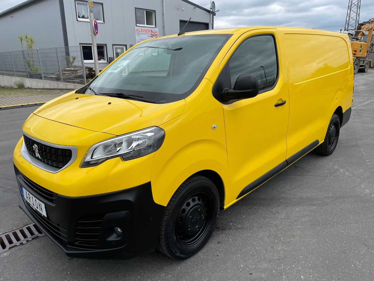 Peugeot Expert Kasten Pro L3/2.0 BlueHDI/AC/15xVerfügbar - Autoutilitară compactă: Foto 3 Peugeot Expert Kasten Pro L3/2.0 BlueHDI/AC/15xVerfügbar - Autoutilitară compactă: Foto 3
