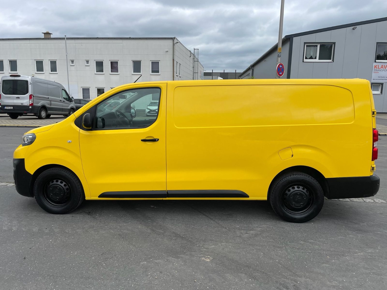 Peugeot Expert Kasten Pro L3/2.0 BlueHDI/AC/15xVerfügbar - Autoutilitară compactă: Foto 4 Peugeot Expert Kasten Pro L3/2.0 BlueHDI/AC/15xVerfügbar - Autoutilitară compactă: Foto 4