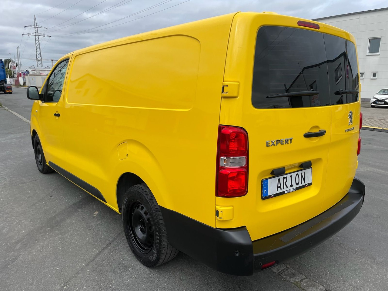 Peugeot Expert Kasten Pro L3/2.0 BlueHDI/AC/15xVerfügbar - Autoutilitară compactă: Foto 4 Peugeot Expert Kasten Pro L3/2.0 BlueHDI/AC/15xVerfügbar - Autoutilitară compactă: Foto 4