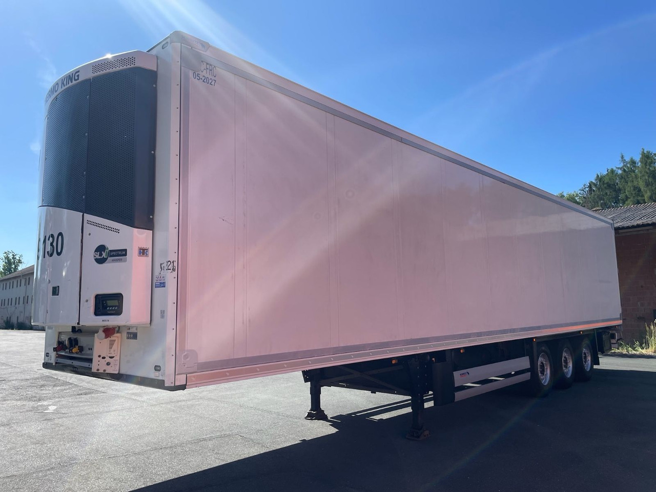 Schmitz Cargobull SCB*S3B /TÜV04-26/LikeNew/2195h/Multi-Temp/13,4m - Semiremorcă frigider: Foto 3 Schmitz Cargobull SCB*S3B /TÜV04-26/LikeNew/2195h/Multi-Temp/13,4m - Semiremorcă frigider: Foto 3