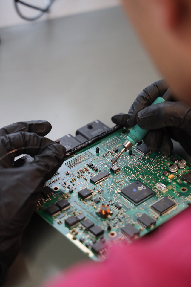 CPC4 Repair/ Reparatur Mercedes Mercedes /Terberg / Kamag Wiesel /Setra Atego, Actros, Axor, Antos, Arocs, Citaro, - Calculator de bord: Foto 4 CPC4 Repair/ Reparatur Mercedes Mercedes /Terberg / Kamag Wiesel /Setra Atego, Actros, Axor, Antos, Arocs, Citaro, - Calculator de bord: Foto 4