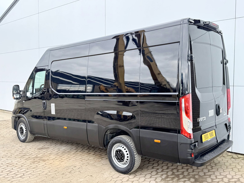 Iveco Daily 35S16 Automaat L2H2 Adaptive Cruise Control Airco 3,5t Trekhaak Navigatie - Dubă: Foto 2 Iveco Daily 35S16 Automaat L2H2 Adaptive Cruise Control Airco 3,5t Trekhaak Navigatie - Dubă: Foto 2