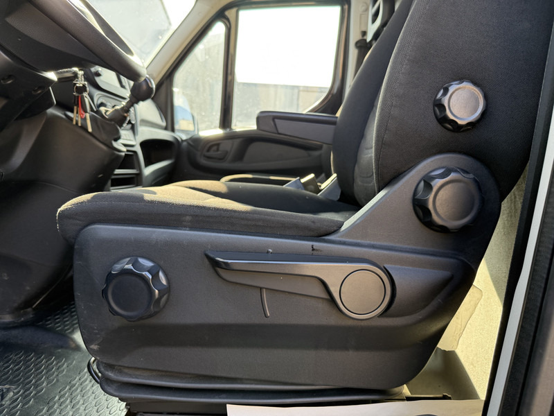 Dubă Iveco Daily 35S16 L2H2 Airco Cruise Control Camera 3.5t Trekhaak: Foto 20
