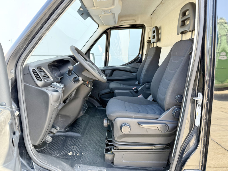 Dubă Iveco Daily 35S16 L2H2 Airco Cruise Control Camera 3.5t Trekhaak: Foto 7
