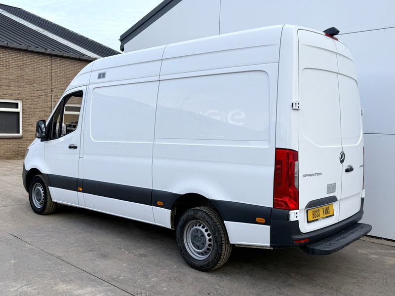 Mercedes-Benz Sprinter 317 1.9 CDI Automaat L2H2 Climate Control Cruise Control Carplay Camera - Dubă: Foto 2 Mercedes-Benz Sprinter 317 1.9 CDI Automaat L2H2 Climate Control Cruise Control Carplay Camera - Dubă: Foto 2