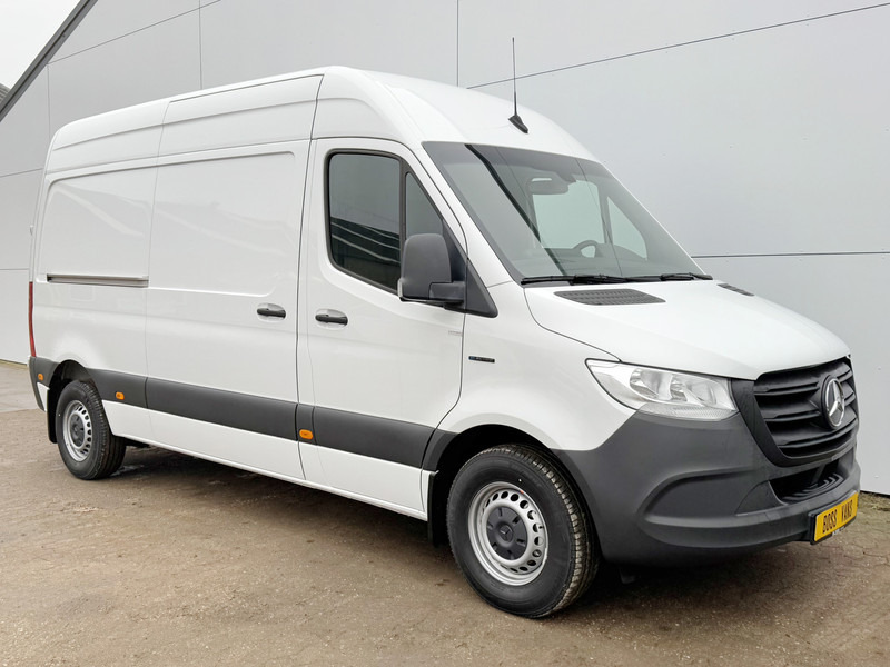 Mercedes-Benz eSprinter 312 L2H2 55kWh AIRCO 168km Actieradius Binnen 30 Minuten VOL Snellader - Dubă, Autoutilitară electrică: Foto 4 Mercedes-Benz eSprinter 312 L2H2 55kWh AIRCO 168km Actieradius Binnen 30 Minuten VOL Snellader - Dubă, Autoutilitară electrică: Foto 4