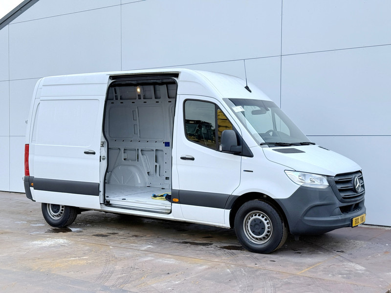 Mercedes-Benz eSprinter 312 L2H2 Elektrisch 41kWh 135km WLTP Climate Control Camera Stoelverwarming - Dubă, Autoutilitară electrică: Foto 5 Mercedes-Benz eSprinter 312 L2H2 Elektrisch 41kWh 135km WLTP Climate Control Camera Stoelverwarming - Dubă, Autoutilitară electrică: Foto 5