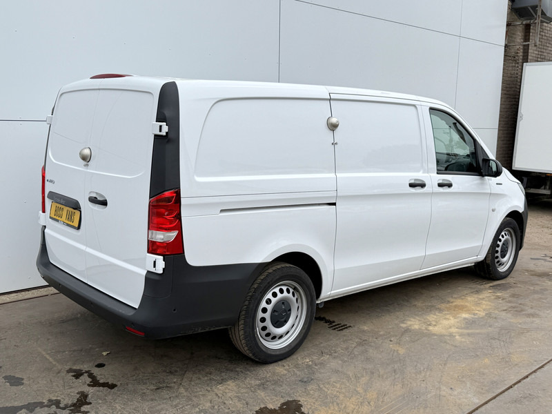Mercedes-Benz eVito 112 66 kWh Elektrisch 66kWh 280km WLTP Snelladen Climate Control Cruise Control Camera Parkeersensoren voor achter Stoelverwarming - Autoutilitară compactă, Autoutilitară electrică: Foto 3 Mercedes-Benz eVito 112 66 kWh Elektrisch 66kWh 280km WLTP Snelladen Climate Control Cruise Control Camera Parkeersensoren voor achter Stoelverwarming - Autoutilitară compactă, Autoutilitară electrică: Foto 3