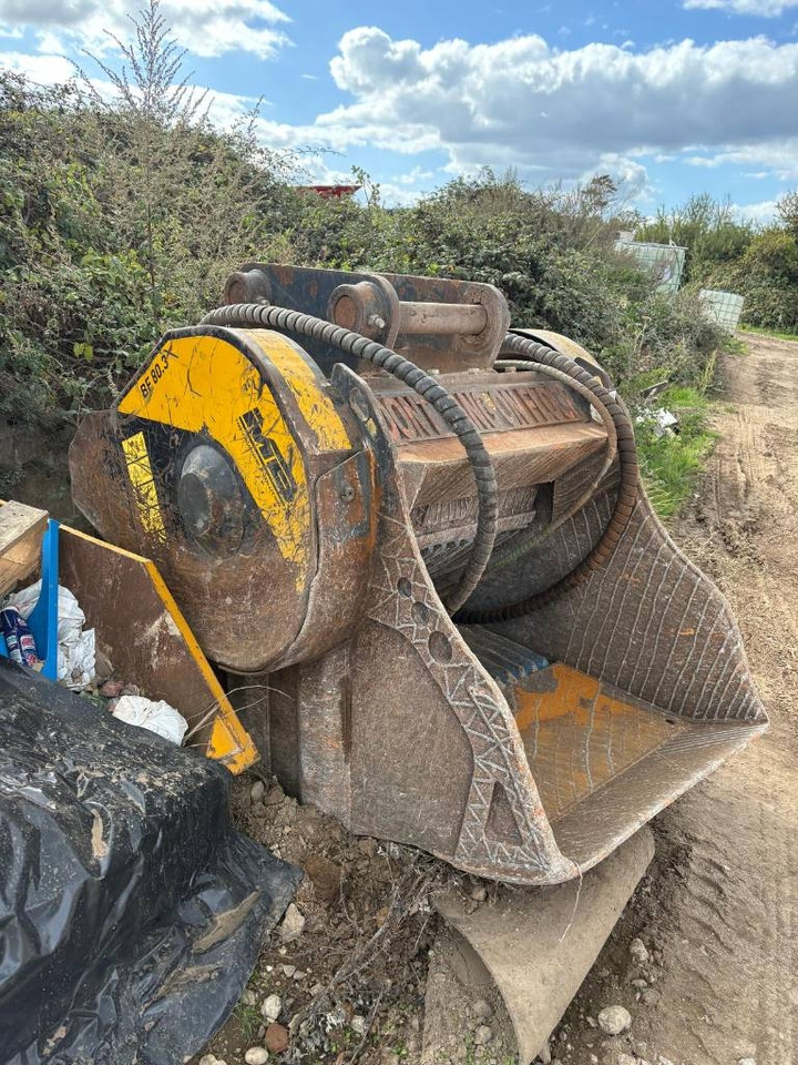 MB Crusher BF 80.3 - Concasor mobil: Foto 1 MB Crusher BF 80.3 - Concasor mobil: Foto 1