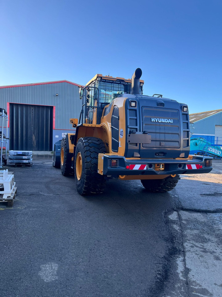 Hyundai HL960AHDXT - Încărcător frontal pe pneuri: Foto 3 Hyundai HL960AHDXT - Încărcător frontal pe pneuri: Foto 3