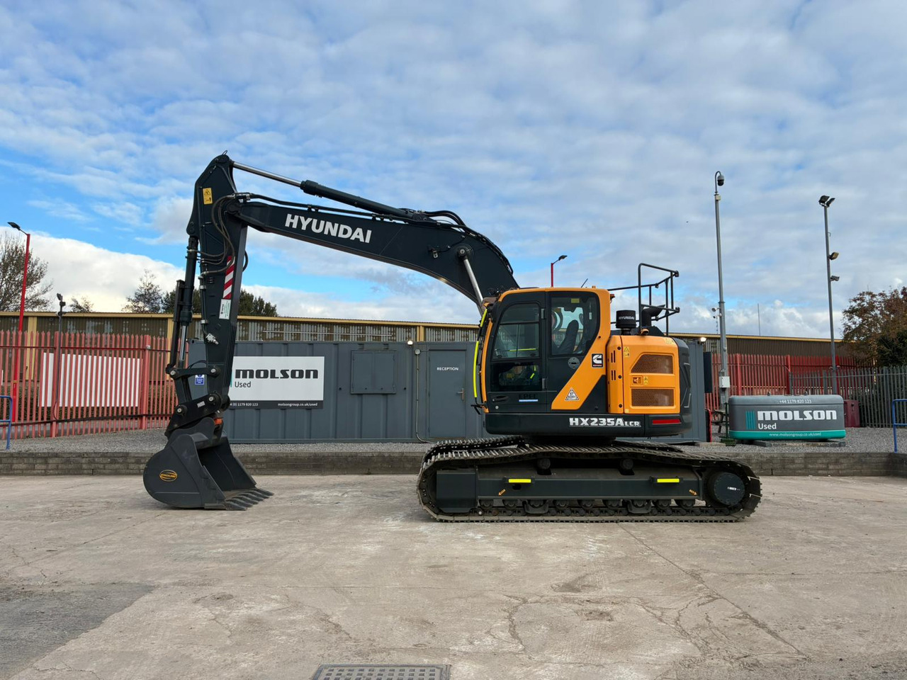 Hyundai HX235ALCR - Excavator pe şenile: Foto 2 Hyundai HX235ALCR - Excavator pe şenile: Foto 2