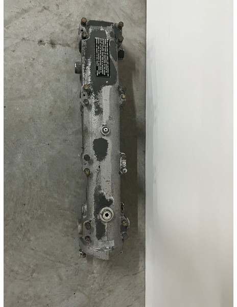 Liebherr A974 / P974 / R942 / R944 / R954 / R964 / R974 / R974B - A 974 / P 974 / R 942 / R 944 / R 954 / R 964 / R 974 / R 974B - Conductă admisie: Foto 1 Liebherr A974 / P974 / R942 / R944 / R954 / R964 / R974 / R974B - A 974 / P 974 / R 942 / R 944 / R 954 / R 964 / R 974 / R 974B - Conductă admisie: Foto 1