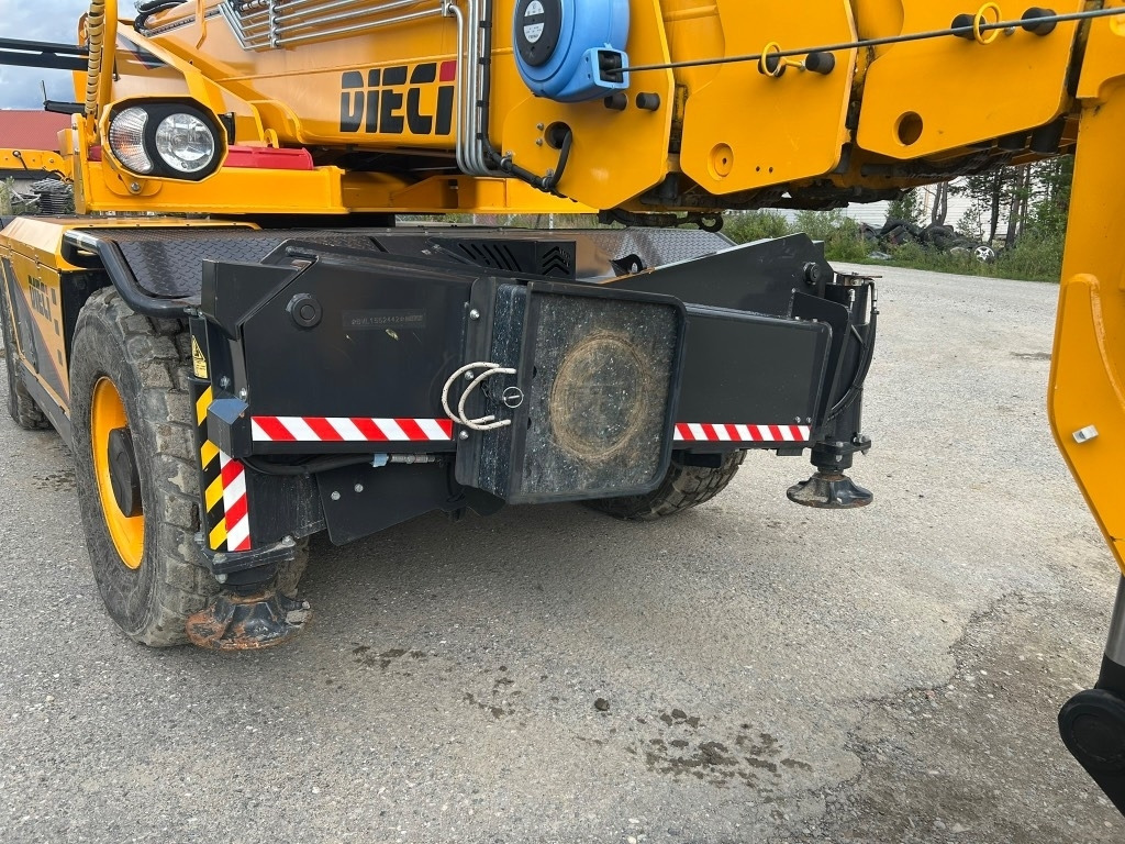 Dieci PEGASUS 5.21 - Stivuitor telescopic: Foto 3 Dieci PEGASUS 5.21 - Stivuitor telescopic: Foto 3