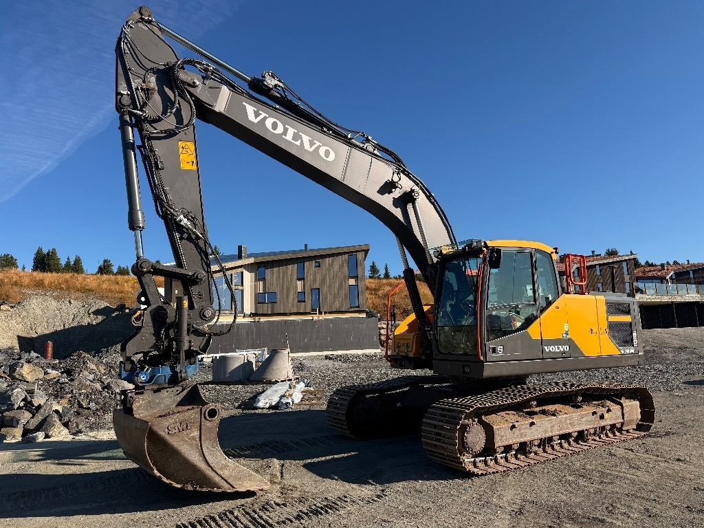 Volvo EC220EL - Excavator pe şenile: Foto 5 Volvo EC220EL - Excavator pe şenile: Foto 5