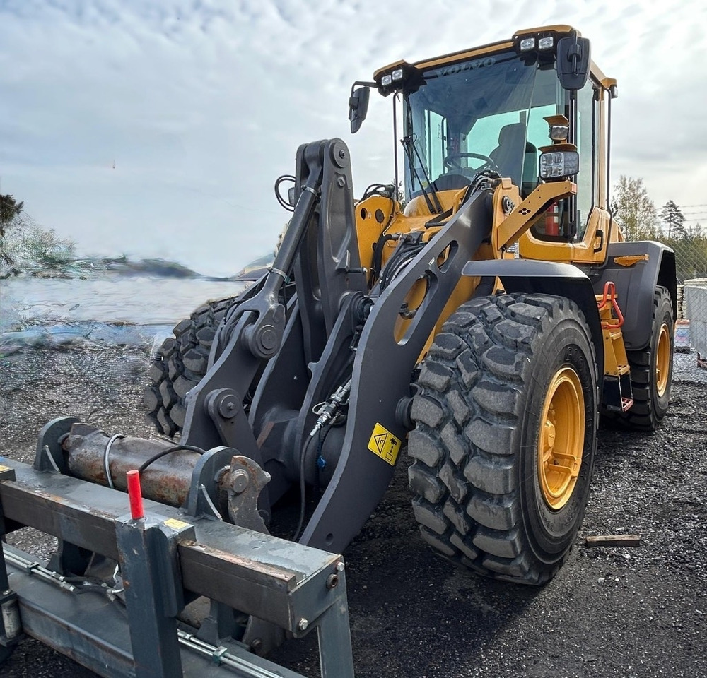 Volvo L 90 H - Încărcător frontal pe pneuri: Foto 2 Volvo L 90 H - Încărcător frontal pe pneuri: Foto 2