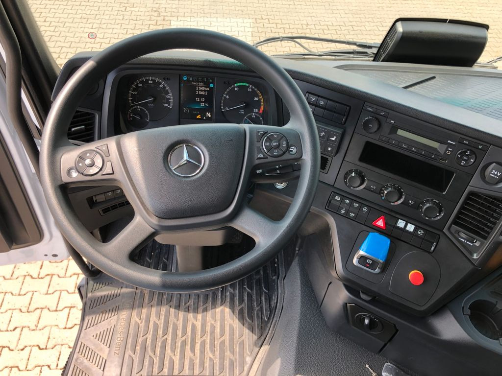 Autopompă de beton nou Mercedes-Benz AROCS 4243  ALLSTAR 32.70-4Z: Foto 9