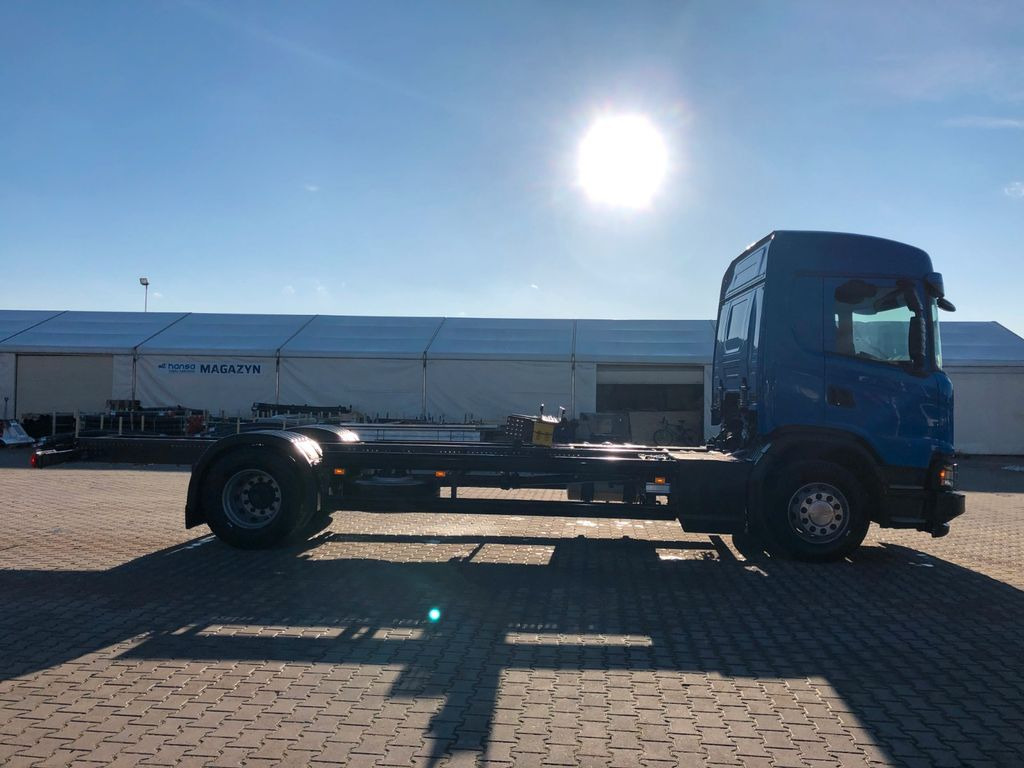 Scania G360 4x2 EURO 5 - Camion şasiu: Foto 3 Scania G360 4x2 EURO 5 - Camion şasiu: Foto 3
