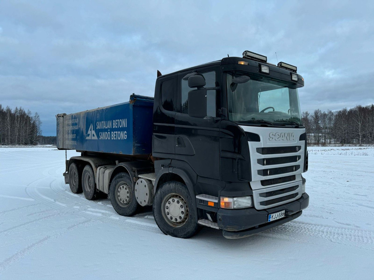 Scania R560 ABROLLKIPPER - Camion cu cârlig: Foto 1 Scania R560 ABROLLKIPPER - Camion cu cârlig: Foto 1