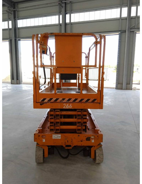 Genie GS 2646 - Platforma foarfeca: Foto 2 Genie GS 2646 - Platforma foarfeca: Foto 2