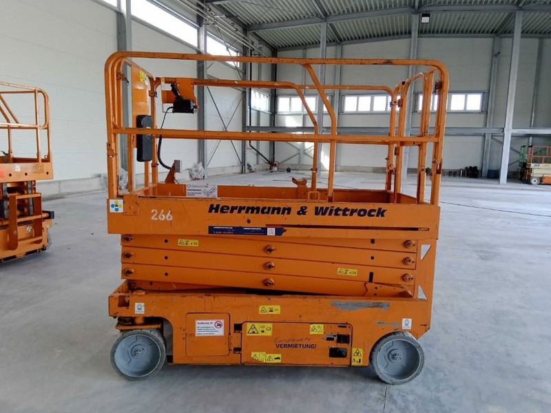 Genie GS 2646 - Platforma foarfeca: Foto 3 Genie GS 2646 - Platforma foarfeca: Foto 3