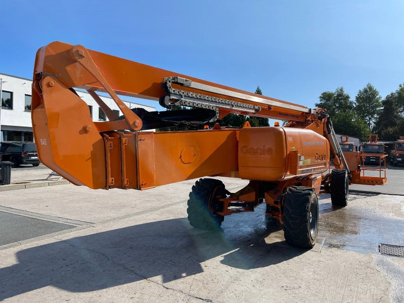 Genie Z 135/70 - Nacela articulata: Foto 5 Genie Z 135/70 - Nacela articulata: Foto 5