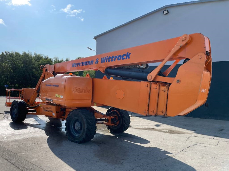 Genie Z 135/70 - Nacela articulata: Foto 4 Genie Z 135/70 - Nacela articulata: Foto 4