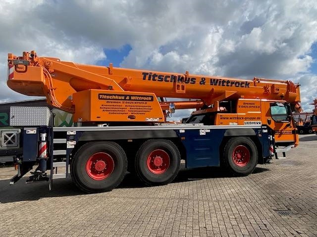 Liebherr LTM 1055-3.2 - Macara tot teren: Foto 3 Liebherr LTM 1055-3.2 - Macara tot teren: Foto 3