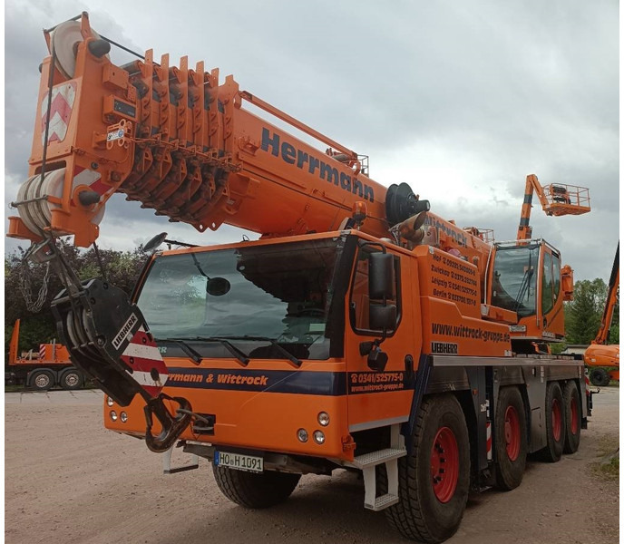 Liebherr LTM 1090-4.2 - Macara tot teren: Foto 2 Liebherr LTM 1090-4.2 - Macara tot teren: Foto 2