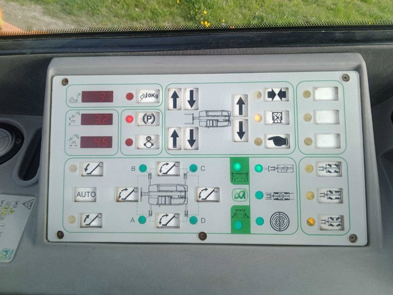 Merlo Roto 38.16 - Stivuitor telescopic: Foto 5 Merlo Roto 38.16 - Stivuitor telescopic: Foto 5