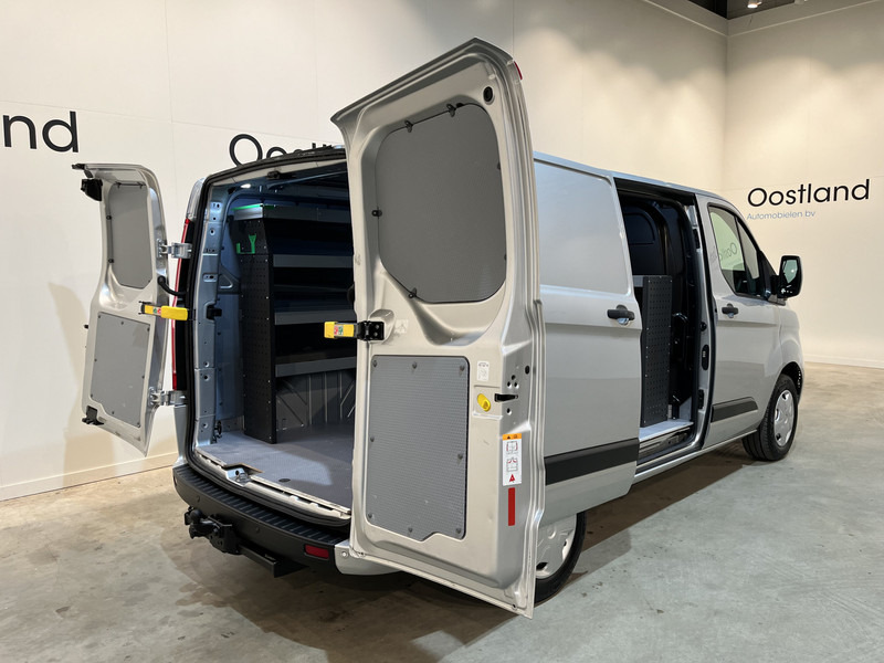 Ford Transit Custom 280 2.0 TDCI L1H1 Trend 130 PK Servicebus / Inrichting / Euro 6 / Airco / PDC / Cruise Control / Navigatie / CarPlay / Trekhaak / 3-Zits / 96.300 KM !! / BPM VRIJ !! - Autoutilitară compactă: Foto 2 Ford Transit Custom 280 2.0 TDCI L1H1 Trend 130 PK Servicebus / Inrichting / Euro 6 / Airco / PDC / Cruise Control / Navigatie / CarPlay / Trekhaak / 3-Zits / 96.300 KM !! / BPM VRIJ !! - Autoutilitară compactă: Foto 2