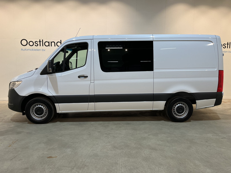 Mercedes-Benz Sprinter 315 CDI L2H1 RWD DC Dubbel Cabine / Euro 6 / Trekhaak 3500 KG / Airco / Camera / 6 Persoons / 500 KM !! / BPM VRIJ !! - Dubă, Autoutilitară cabină dublă: Foto 4 Mercedes-Benz Sprinter 315 CDI L2H1 RWD DC Dubbel Cabine / Euro 6 / Trekhaak 3500 KG / Airco / Camera / 6 Persoons / 500 KM !! / BPM VRIJ !! - Dubă, Autoutilitară cabină dublă: Foto 4