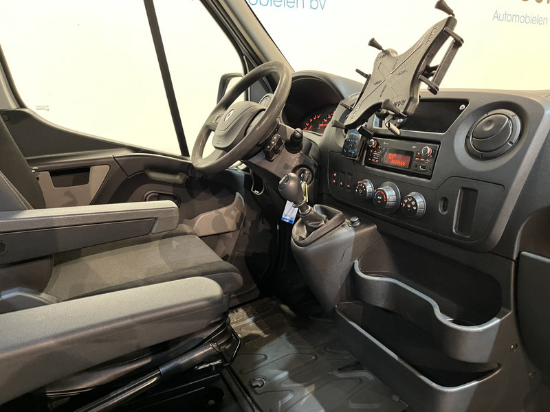Renault Master 2.3 dCi L2H2 145 PK Servicebus / Bott Inrichting / Euro 6 / 220V. / Airco / Cruise Control / Camera / Trekhaak - Dubă: Foto 4 Renault Master 2.3 dCi L2H2 145 PK Servicebus / Bott Inrichting / Euro 6 / 220V. / Airco / Cruise Control / Camera / Trekhaak - Dubă: Foto 4