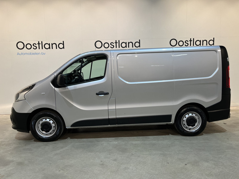 Renault Trafic 2.0 dCi L1H1 170 PK Automaat Servicebus / Sortimo Inrichting / Euro 6 / Airco / Cruise Control / Camera / Trekhaak / 3-Zits / BPM VRIJ !! - Autoutilitară compactă: Foto 5 Renault Trafic 2.0 dCi L1H1 170 PK Automaat Servicebus / Sortimo Inrichting / Euro 6 / Airco / Cruise Control / Camera / Trekhaak / 3-Zits / BPM VRIJ !! - Autoutilitară compactă: Foto 5