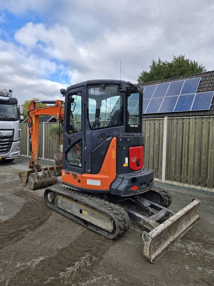 Hitachi ZX 38 U-5 A - Mini excavator: Foto 2 Hitachi ZX 38 U-5 A - Mini excavator: Foto 2