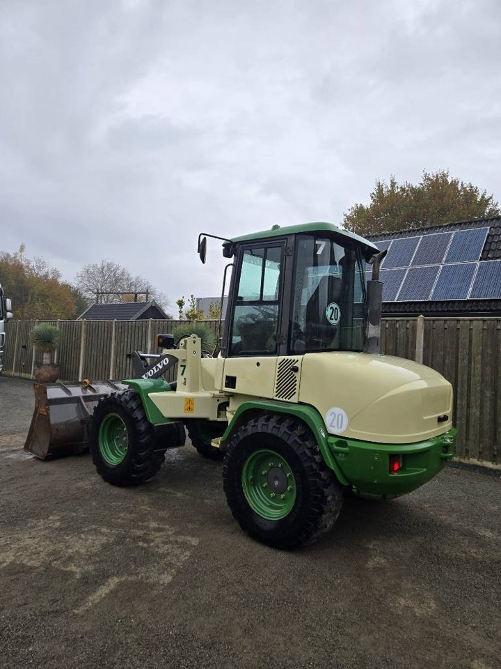 Volvo L 30 B - Încărcător frontal pe pneuri: Foto 5 Volvo L 30 B - Încărcător frontal pe pneuri: Foto 5