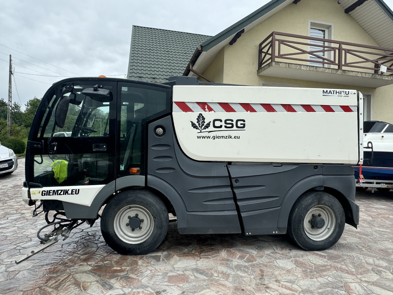 MATHIEU Grand Aquadyne 4000 water truck sprayer HP washer - Măturătoare stradală: Foto 4 MATHIEU Grand Aquadyne 4000 water truck sprayer HP washer - Măturătoare stradală: Foto 4